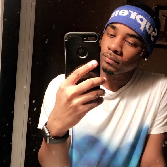 Meet your Posher, Tavin - Picture 1 of 1